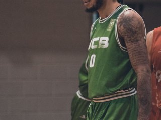 Justin Iton: Collegiate & Professional Basketball Player